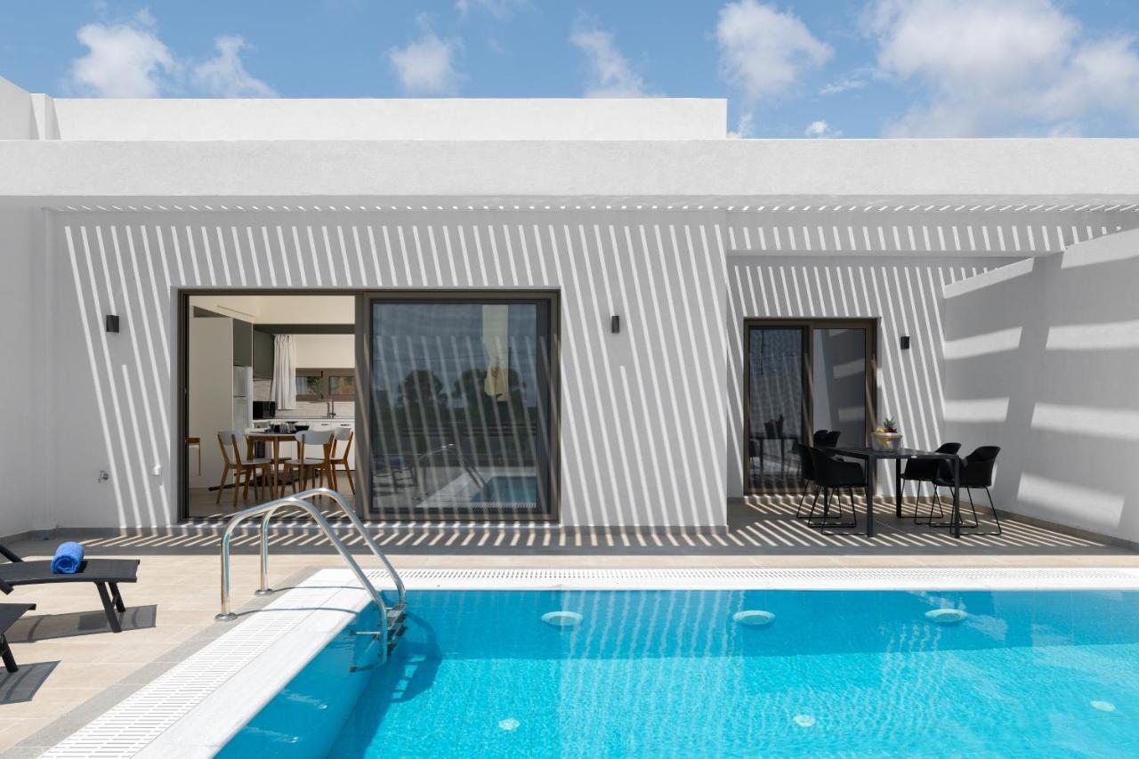 Armonia Suites Jenadi Zewnętrze zdjęcie