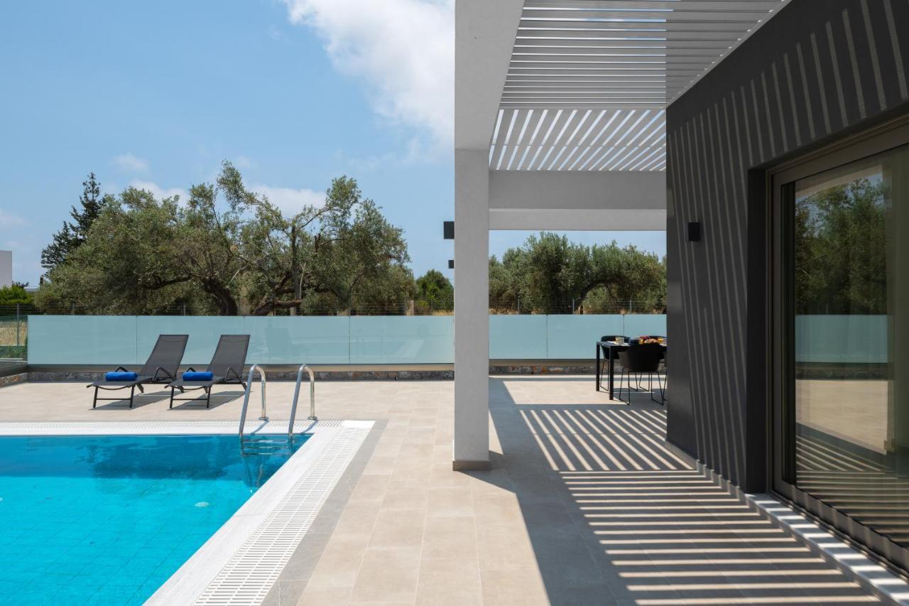 Armonia Suites Jenadi Zewnętrze zdjęcie
